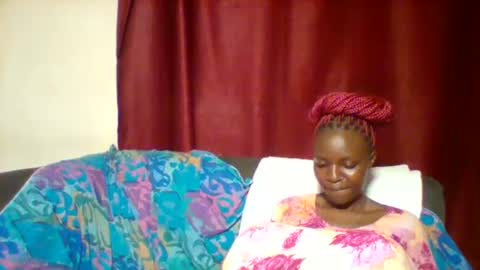 cutey_lunar online show from 02.01.25