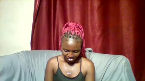 cutey_lunar online show from 02.08.25