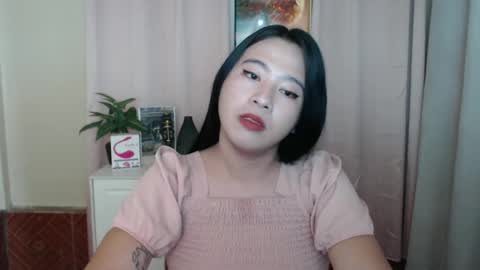 Snapshot of cutie_asianwoman chatting on 01.11.25 cutie_asianwoman online show from 01.11.25