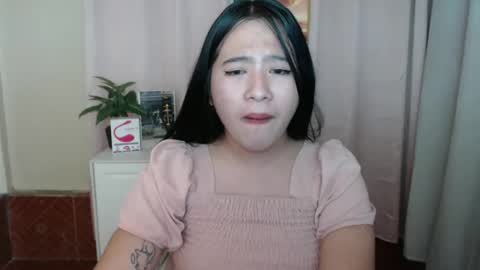 Snapshot of cutie_asianwoman chatting on 01.11.25 cutie_asianwoman online show from 01.11.25