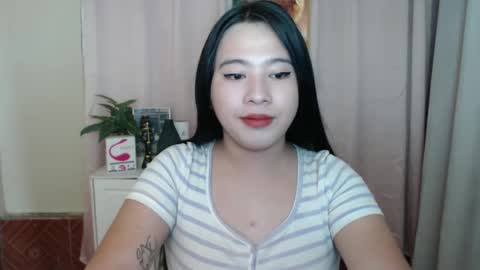 Snapshot of cutie_asianwoman chatting on 01.14.25 cutie_asianwoman online show from 01.14.25