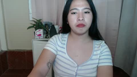 Snapshot of cutie_asianwoman chatting on 01.22.25 cutie_asianwoman online show from 01.22.25