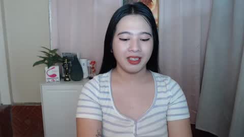 Snapshot of cutie_asianwoman chatting on 01.28.25 cutie_asianwoman online show from 01.28.25