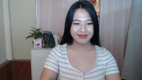 Snapshot of cutie_asianwoman chatting on 01.29.25 cutie_asianwoman online show from 01.29.25