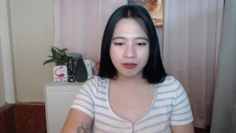 Snapshot of cutie_asianwoman chatting on 01.31.25 cutie_asianwoman online show from 01.31.25