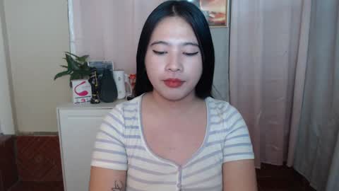 Snapshot of cutie_asianwoman chatting on 02.02.25 cutie_asianwoman online show from 02.02.25
