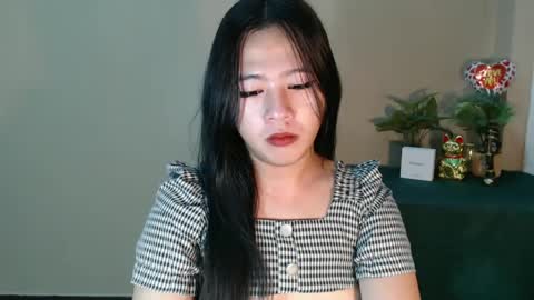 Snapshot of cutie_asianwoman chatting on 03.09.25 cutie_asianwoman online show from 03.09.25