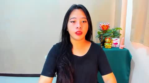 Snapshot of cutie_asianwoman chatting on 09.22.25 cutie_asianwoman online show from 09.22.25