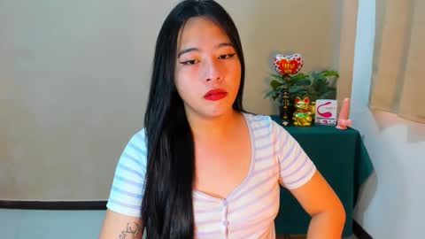 Snapshot of cutie_asianwoman chatting on 09.24.25 cutie_asianwoman online show from 09.24.25