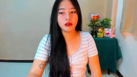 Snapshot of cutie_asianwoman chatting on 09.25.25 cutie_asianwoman online show from 09.25.25