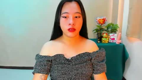 Snapshot of cutie_asianwoman chatting on 09.29.25 cutie_asianwoman online show from 09.29.25