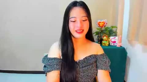 Snapshot of cutie_asianwoman chatting on 09.30.25 cutie_asianwoman online show from 09.30.25
