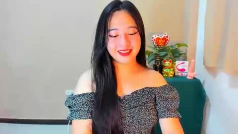 Snapshot of cutie_asianwoman chatting on 10.04.25 cutie_asianwoman online show from 10.04.25