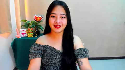 Snapshot of cutie_asianwoman chatting on 10.20.25 cutie_asianwoman online show from 10.20.25