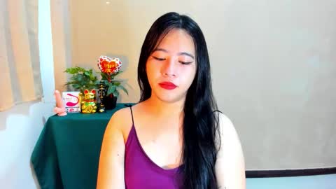 Snapshot of cutie_asianwoman chatting on 10.28.25 cutie_asianwoman online show from 10.28.25