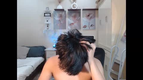 Neil Taylor online show from 11.15.25