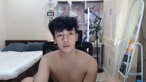 Neil Taylor online show from 11.24.25