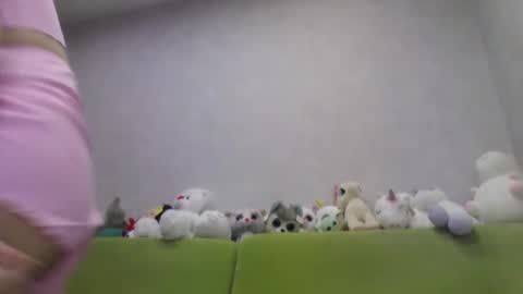 Snapshot of cutie_klo_ chatting on 11.17.25 Chloe online show from 11.17.25