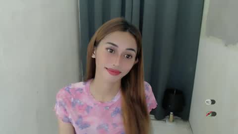 Snapshot of cutie_mitcha chatting on 01.31.25 cutie_mitcha online show from 01.31.25