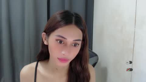 Snapshot of cutie_mitcha chatting on 02.27.25 cutie_mitcha online show from 02.27.25