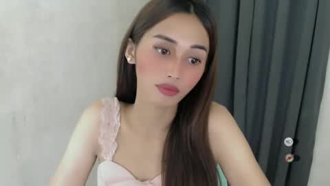 Snapshot of cutie_mitcha chatting on 03.10.25 cutie_mitcha online show from 03.10.25
