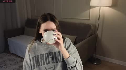 Snapshot of cutie_naughty_girl chatting on 10.15.25 Kate online show from 10.15.25