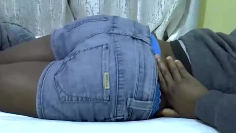 Snapshot of cutiehanish4 chatting on 11.22.25 cutiehanish4 online show from 11.22.25