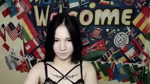 Emma online show from 11.22.25