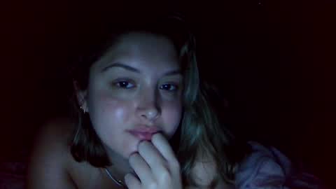 Snapshot of cutieoggg420 chatting on 05.28.26 Cutieoggg420 online show from 05.28.26