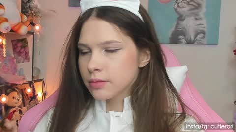 Snapshot of cutierori chatting on 01.23.25 Rori Instagram cutierori online show from 01.23.25