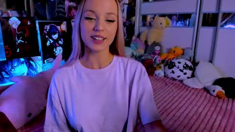 Snapshot of cuttie_ponyy chatting on 01.03.25 Nora online show from 01.03.25