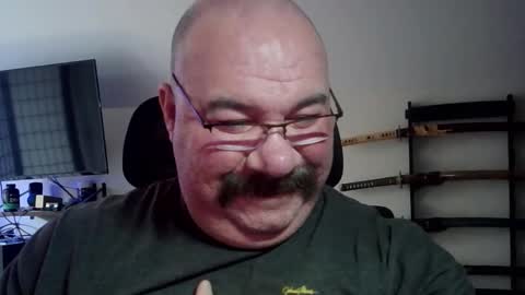 Snapshot of cwbyga chatting on 12.15.25 Bubba Bull online show from 12.15.25