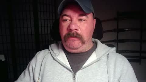 Snapshot of cwbyga chatting on 12.17.25 Bubba Bull online show from 12.17.25