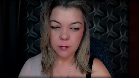 Snapshot of cyberdomme chatting on 12.05.25 Full time mean bitch. online show from 12.05.25