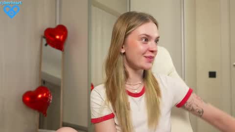 Snapshot of cyberheart_ chatting on 02.16.25 EMILY online show from 02.16.25