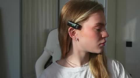 Snapshot of cyberheart_ chatting on 02.27.25 EMILY online show from 02.27.25