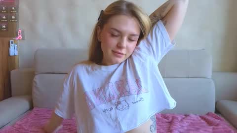 Snapshot of cyberheart_ chatting on 12.15.25 EMILY online show from 12.15.25