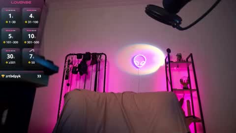 Lily Goddess online show from 11.29.25