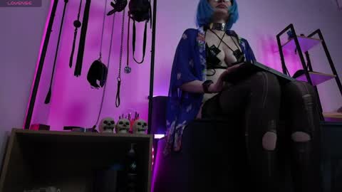 Lily Goddess online show from 04.19.26