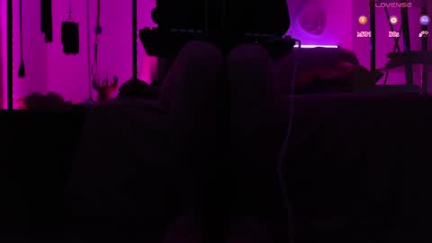 Snapshot of cyberxgoddess_ chatting on 05.17.26 Lily Goddess online show from 05.17.26