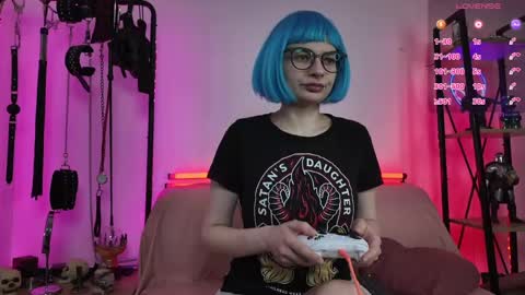 Snapshot of cyberxgoddess_ chatting on 06.06.26 Lily Goddess online show from 06.06.26