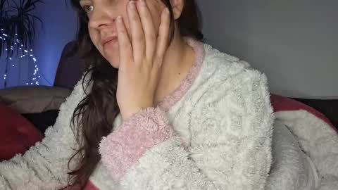 Cyndee Winter online show from 10.22.25