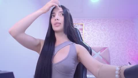 CINTIA ARAUJO online show from 09.26.25