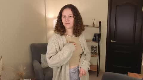Lola online show from 10.17.25
