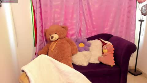 Cynthia online show from 10.18.25