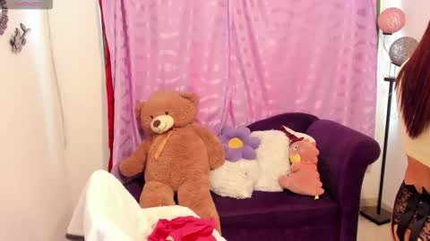 Cynthia online show from 10.22.25