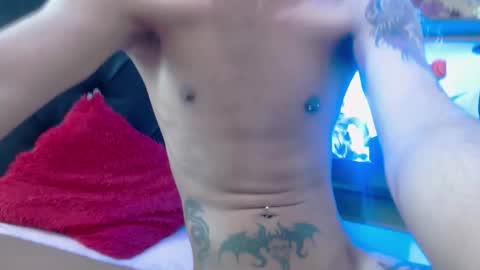 Snapshot of d4ni_king chatting on 11.08.25 d4ni_king online show from 11.08.25