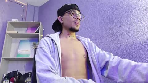 Snapshot of d4ni_king chatting on 11.13.25 d4ni_king online show from 11.13.25