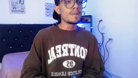 Snapshot of d4ni_king chatting on 11.16.25 d4ni_king online show from 11.16.25