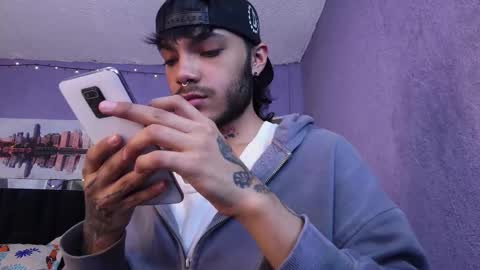 Snapshot of d4ni_king chatting on 12.15.25 d4ni_king online show from 12.15.25